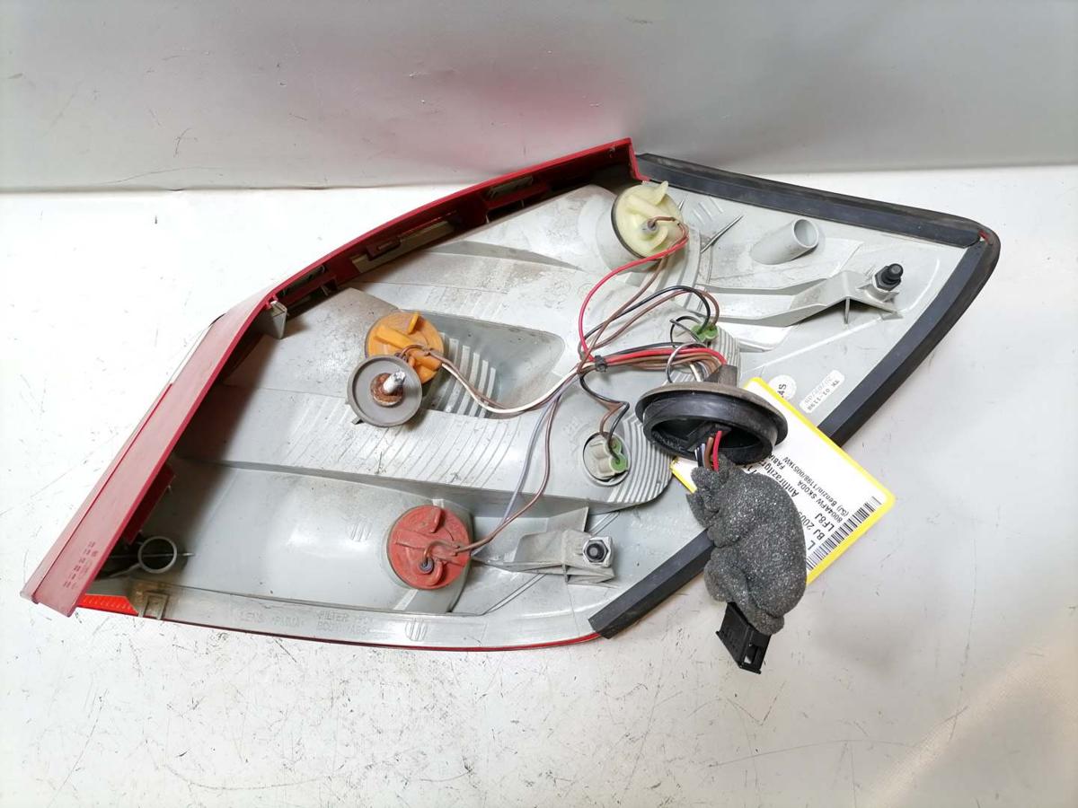 Skoda Fabia 2 5J original R&uuml;cklicht R&uuml;ckleuchte Schlussleuchte links Bj.2009